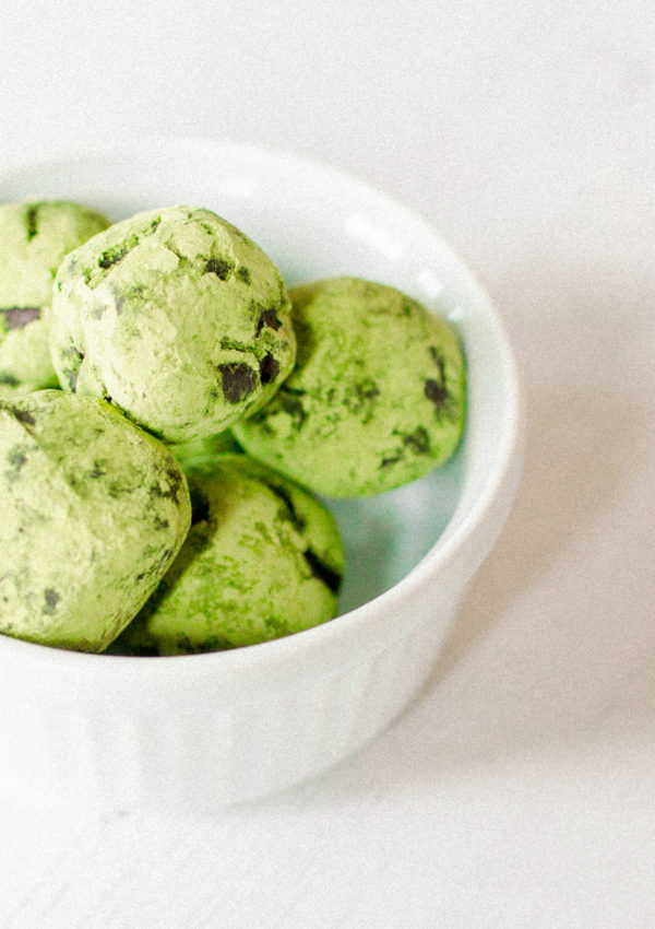 Matcha Tea Chocolate Truffles for Christmas (4 ingredients, dairy and gluten free)